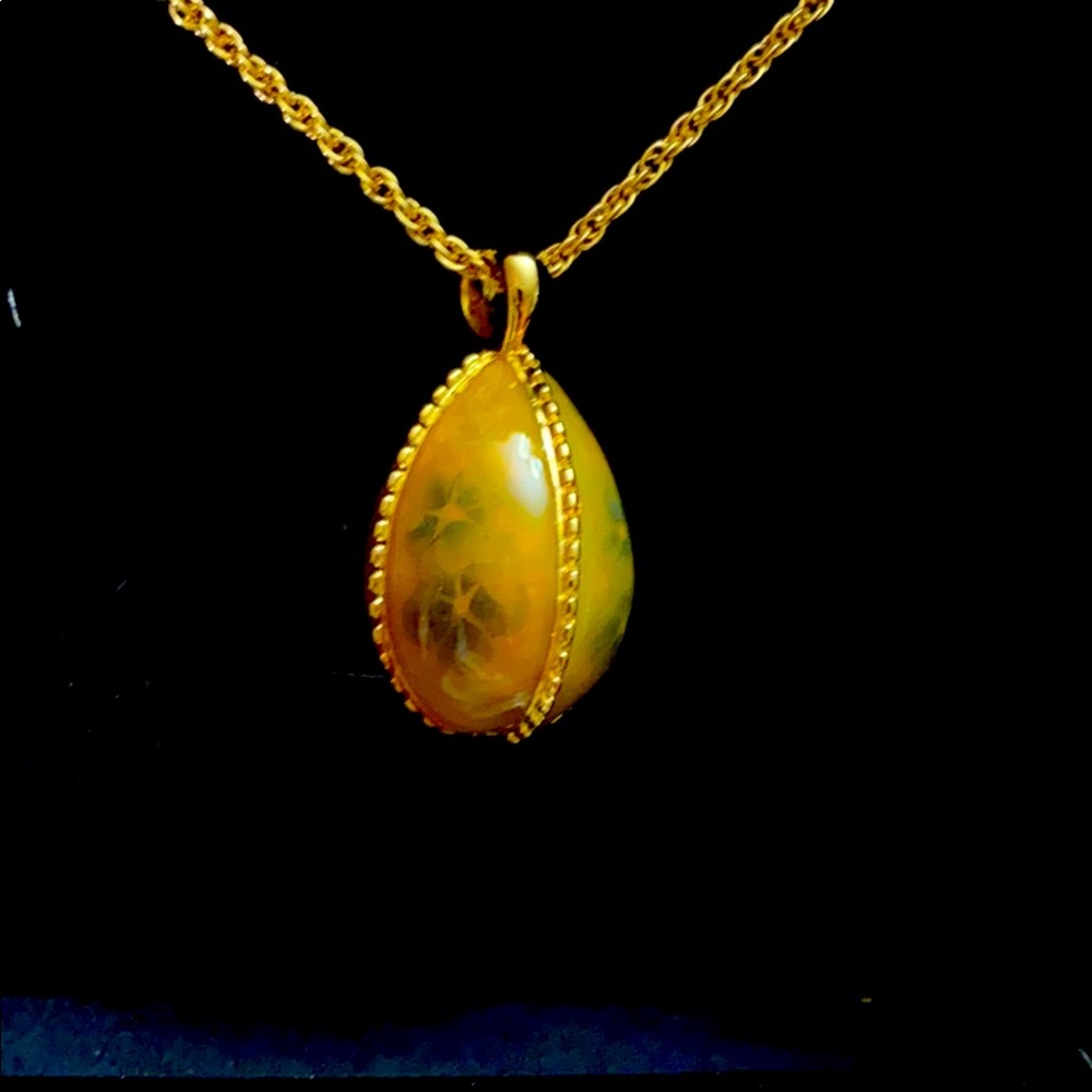 Joan Rivers Classic collection